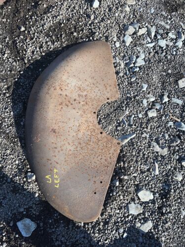 USED JOHN DEERE LA TRACTOR LH FENDER AL2772R