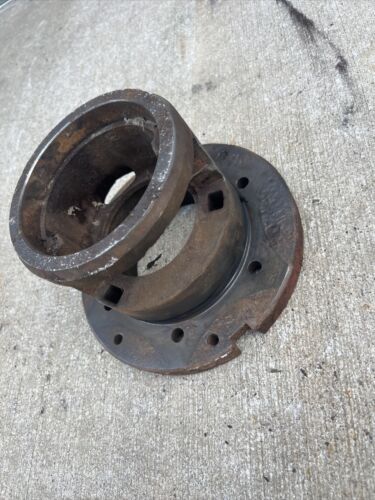 International Harvester/Farmall Housing SUPER H Tractor (358058R1)