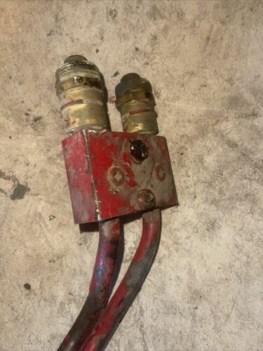 Farmall 300 RC IH tractor front right hydraulic oil lines + ex block under tank