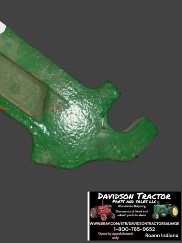 John Deere 730 720 620 630 530 520 cylinder hanger R21126R