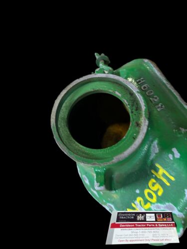 John Deere H Valve Cover H502R
