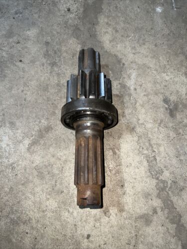 Farmall SM Super M 400 450 Bull Pinion Shaft Antique Tractor