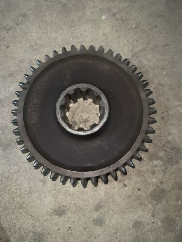 Farmall M IH Tractor top upper transmission 1st drive 44T gear 56533D