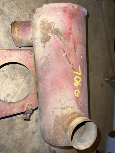 IH Farmall 706 Gas Tractor Engine Motor Air Pre Cleaner Filter Housing