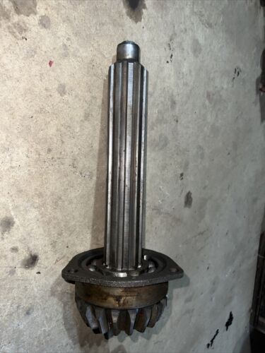 McCormick W6 WD6 Farmall Main Transmission/Pinion Shaft Antique Tractor 57271-DC