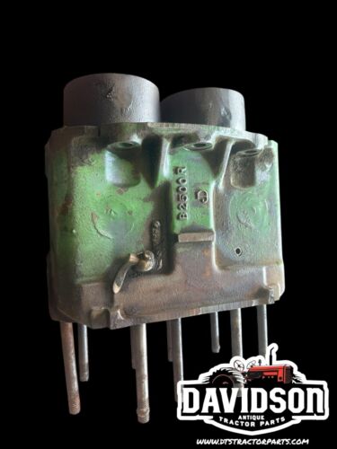 Late Styled John Deere B Cylinder Block B2500R  Antique Tractor
