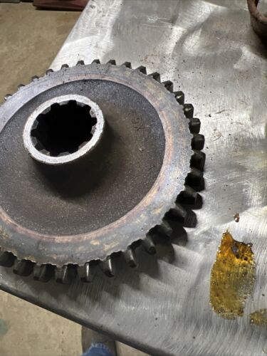 International Farmall C Tractor IH IHC 351060R1 2nd Countershaft Gear