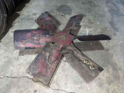 Farmall 706 Diesel D IH Tractor engine motor fan w/ belt drive pulley & mount