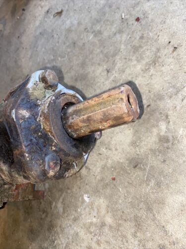 1939 or 1940 Farmall B tractor IH PTO Power Take Off drive shaft belt p assembly