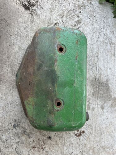 Unstyled John Deere B Valve Cover Antique Tractor