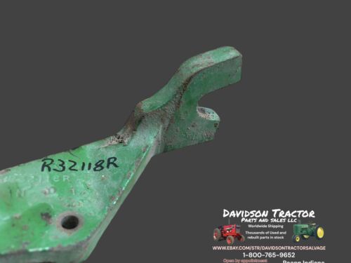 R32118R Cylinder Hanger John Deere 4020 Tractor