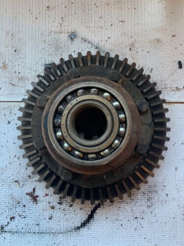 Farmall H Rowcrop Tractor IH main transmission rearend pinion gear