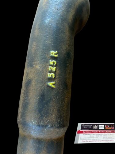 JOHN DEERE UNSTYLED A TRACTOR CARBURETOR INTAKE ELBOW A525R
