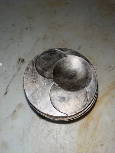 International Piston Assy-engine 318377R2 D282