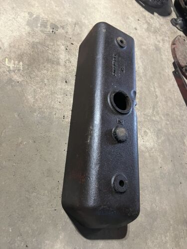 IH International 444 2444 2424 diesel Valve Cover Antique Tractor