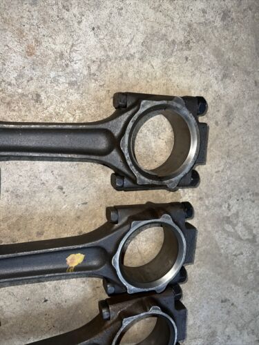 Case International D206 Used Pistons W/Rods Set (4) 574 584 595