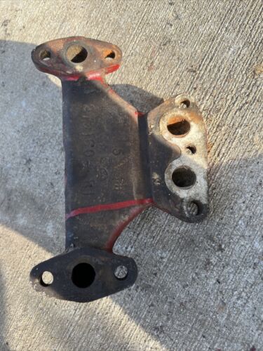 IH Farmall Manifold 279160R1 oil cooler