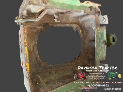 USED JOHN DEERE A4459R CAST DASH PLATE STEERING SUPPORT John Deere 60 Tractor