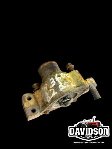 International IH D282 Engine Water Tube Thermostat Housing 278279R2