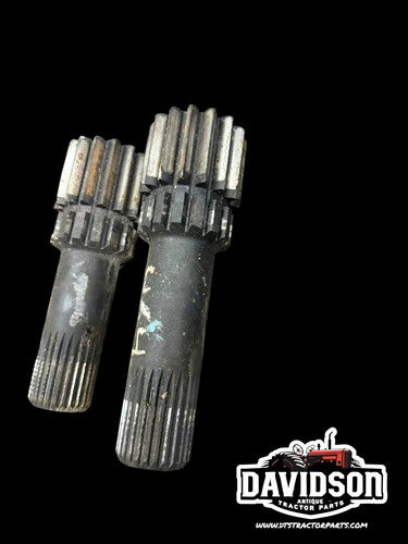 International 464 Bull Pinion Shaft Antique Pair Tractor