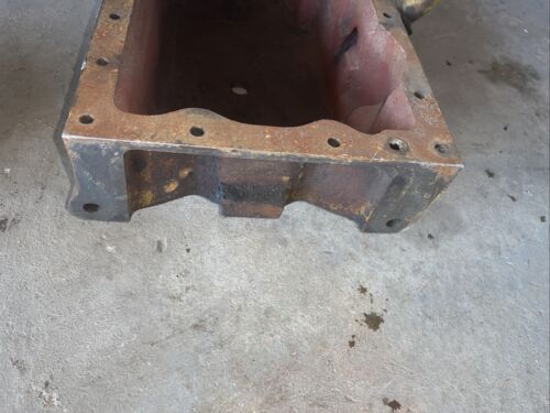 International Ih Farmall D179 Oil Pan 3132813r4 464 485 385 454 495 395