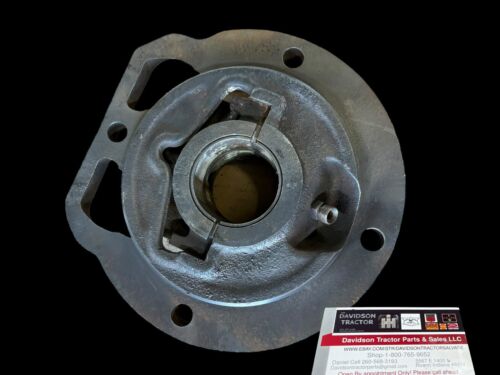 JOHN DEERE B124R / B117R MAIN BEARING WITH CAP LH HOUSING