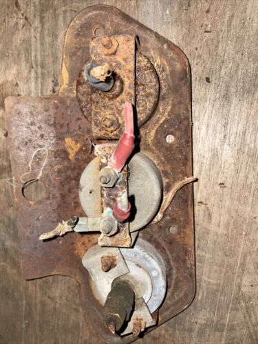 Farmall 350 300 utility Tractor IHC dash gauge holder bracket w/ gagues