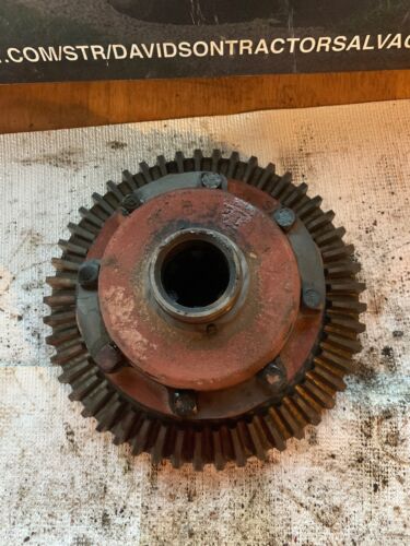 Farmall H Rowcrop Tractor IH main transmission rearend pinion gear
