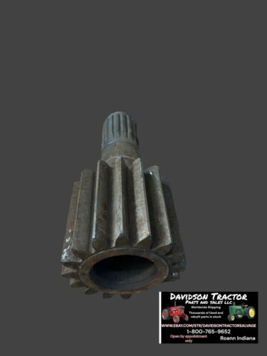 JOHN DEERE 3020 FINAL DRIVE SUN PINION SHAFT BRAKE SHAFT R49427 R33494 R33494R