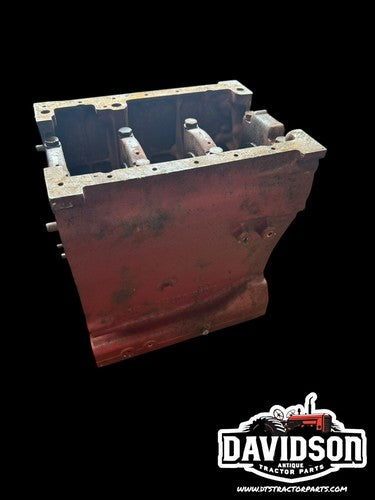IH INTERNATIONAL 484 DIESEL BLOCK D179 GOOD USED BLOCK 3055001R3