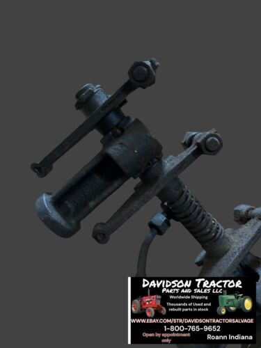 USED JOHN DEERE B1711R ROCKER SHAFT ASSY ANTIQUE TRACTOR