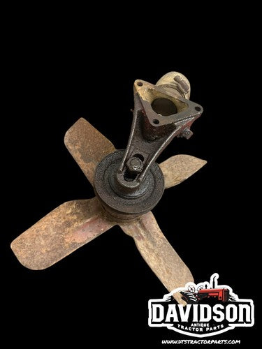 IH Farmall A B C 100-230 Fan Blade Assembly W/Bracket