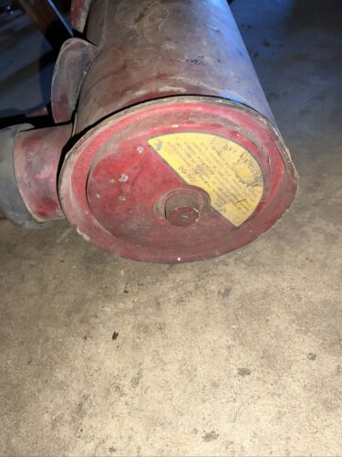 IH Farmall 706 Gas Tractor Engine Motor Air Pre Cleaner Filter Housing