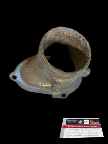 John Deere GM G upper water pipe casting F662R
