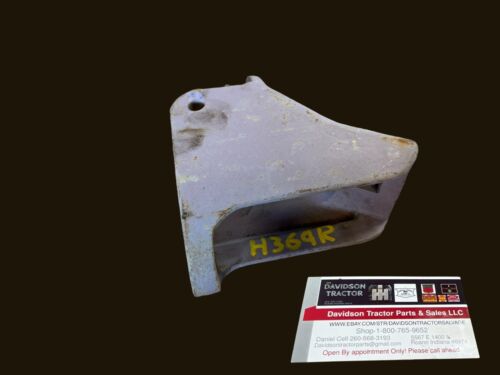 USED JOHN DEERE H TRACTOR SEAT BASE BODY H369R