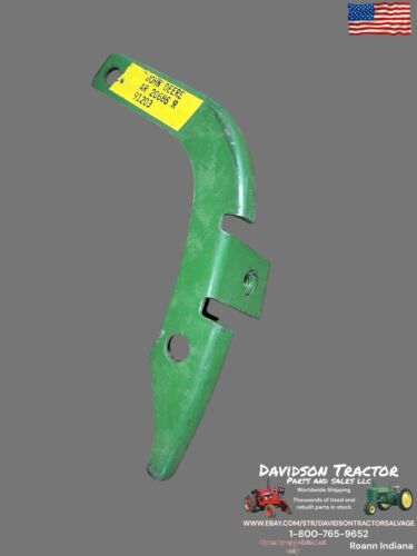 Genuine John Deere AR20686R New Old Stock Arm Bracket