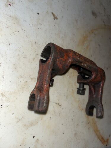 Used Clutch Release Fork fits International 660 450 Super MTA 400 Super M 560 M
