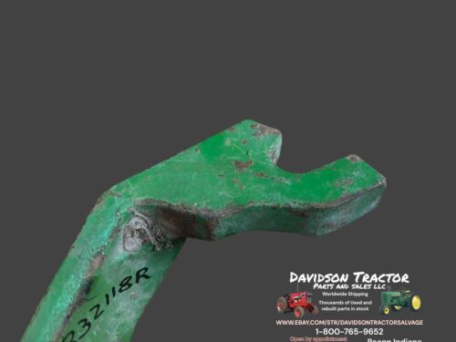 R32118R Cylinder Hanger John Deere 4020 Tractor