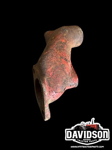 Farmall Cub IH 154 upper water casting 352071-R1 Antique Tractor