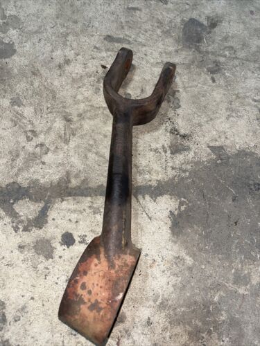 International 434 444 B414 tractor lift arm IH 3044375R1
