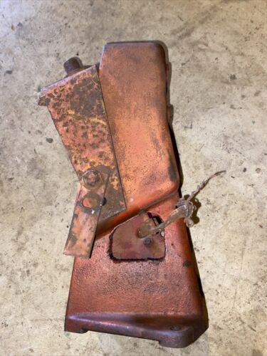 International Farmall 444 IH tractor ORIGINAL steering support bracket mount