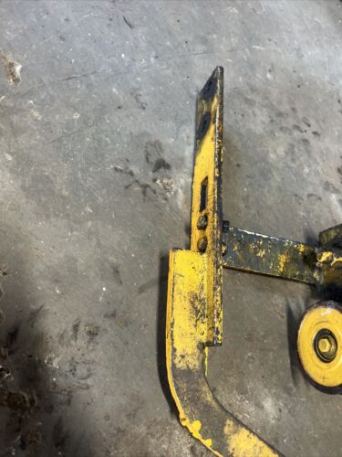 IHC Cub Low Boy 185 Drawbar W/ Mower Drive Pulleys Antique Tractor