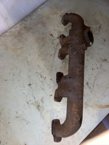Farmall IH 560 tractor ORIGINAL DIESEL engine motor exhaust manifold w/ pipe