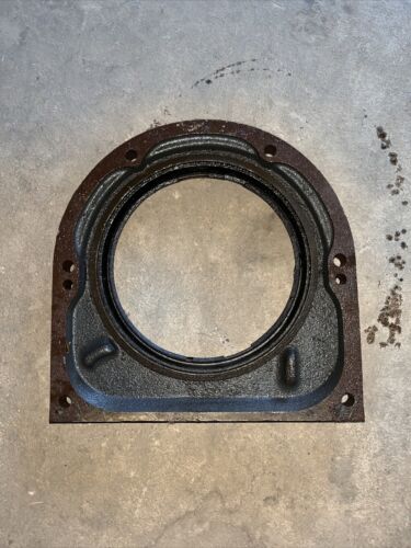 JOHN DEERE 4040 4050 4250 44404760 4955++  Rear Engine Oil Seal Housing R78124