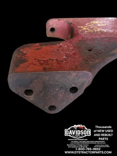 FARMALL 300 340 350 UTILITY. FRONT BOLSTER SUPPORT BRACKET Right SIDE 362381R1