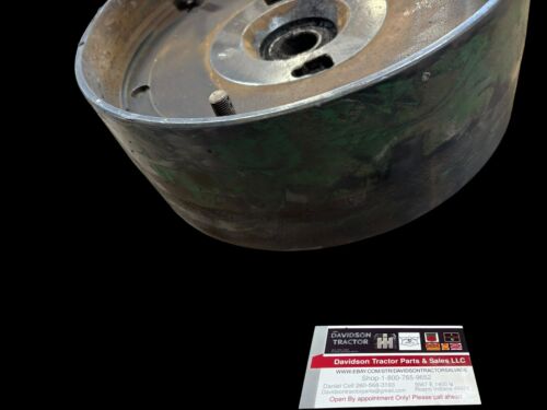 USED JOHN DEERE H TRACTOR BELT PULLEY CLUTCH H330R
