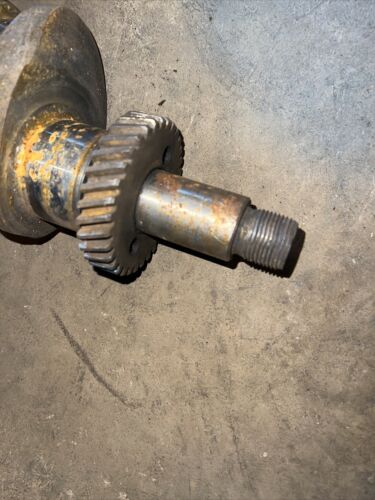 751303R5 Crankshaft IH 444 B414 D154 D165