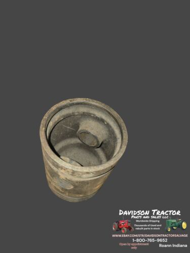 John Deere Unstyled B STD Piston B1R Antique Tractor