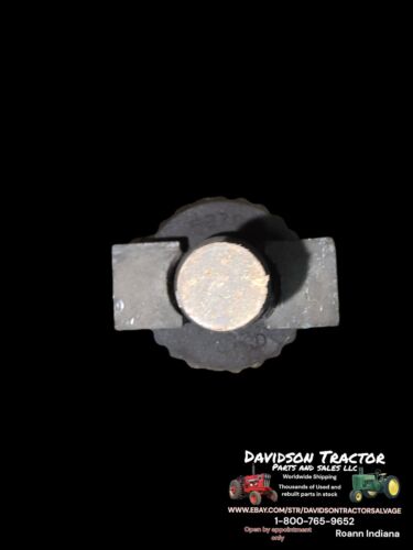 John Deere Styled B Used governor Shaft Gear Assembly For Parts B279R