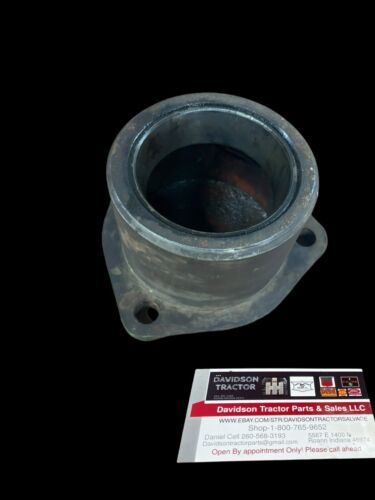 John Deere G Differential Bearing Quill Casting F168R.